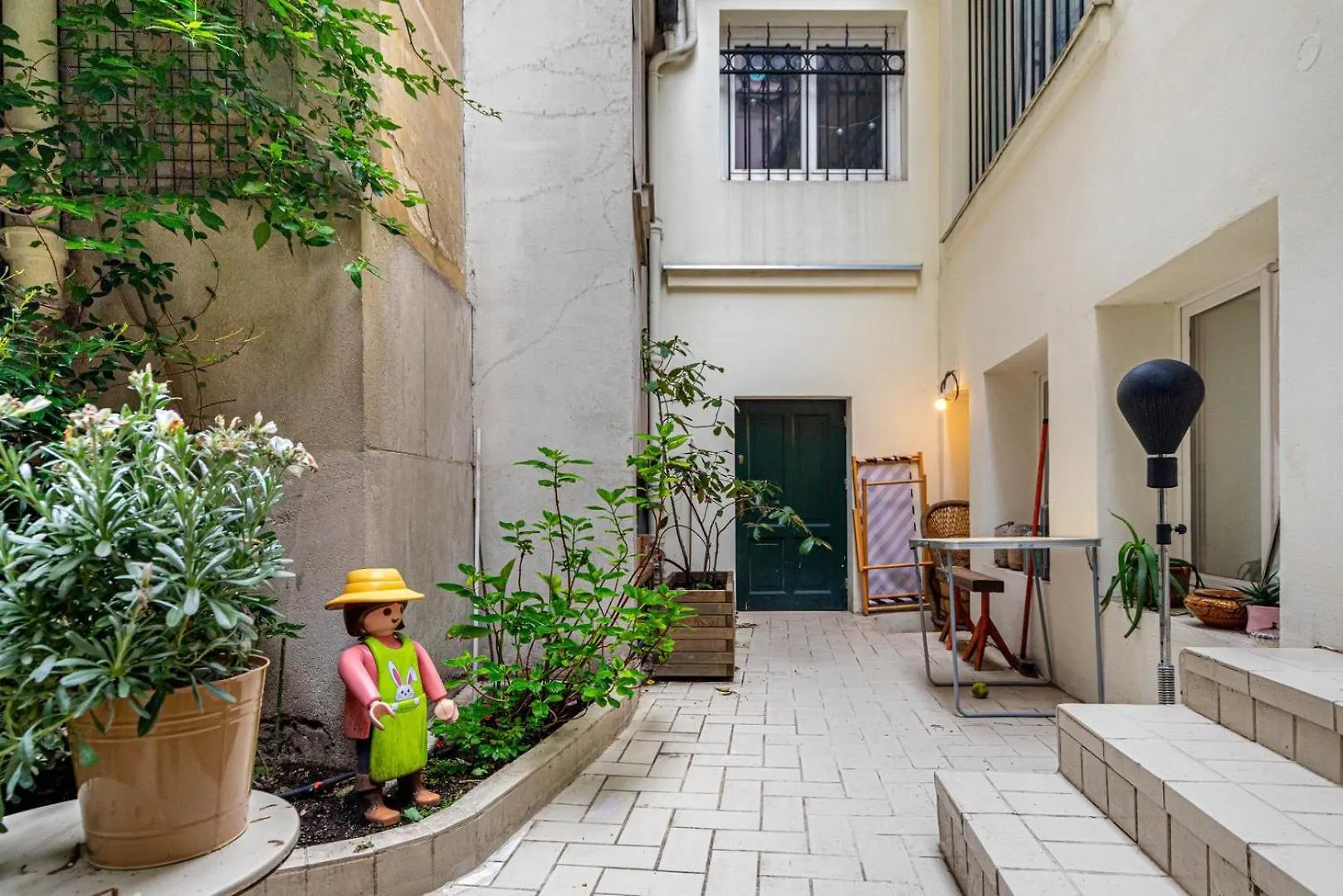 Guest house Guestready - Designer Stay In Boho Batignolles Paris